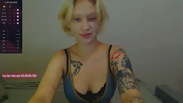 Snapshot of amelia_lye chatting on September 12, 2025, 4:51 pm amelia lye online show from September 12, 2025, 4:51 pm