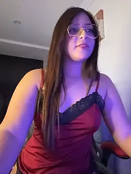 Snapshot of Zoe_Lennoxx chatting on July 8, 2026, 2:49 am Zoe Lennoxx online show from July 8, 2026, 2:49 am