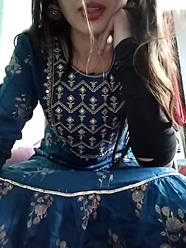 Snapshot of Noor_Darliing chatting on May 8, 2026, 3:39 pm Noor Darliing online show from May 8, 2026, 3:39 pm