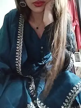 Snapshot of Noor_Darliing chatting on June 10, 2026, 3:44 pm Noor Darliing online show from June 10, 2026, 3:44 pm