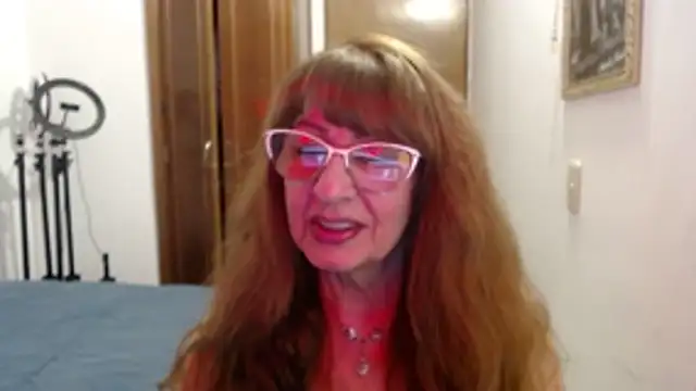 KarimaSarabe online show from March 9, 2026, 9:52 pm