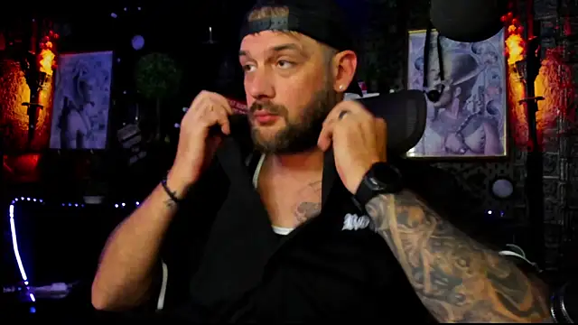 LexXHardy online show from July 14, 2026, 3:44 am