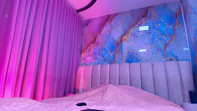  sex mia online show from April 28, 2026, 7:30 pm