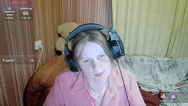 Kathlyn  Heath online show from June 18, 2026, 8:13 pm