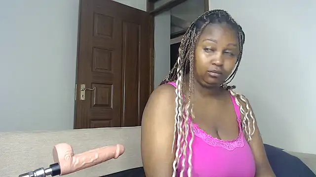 NIKKIE LOVE online show from June 18, 2026, 6:24 am