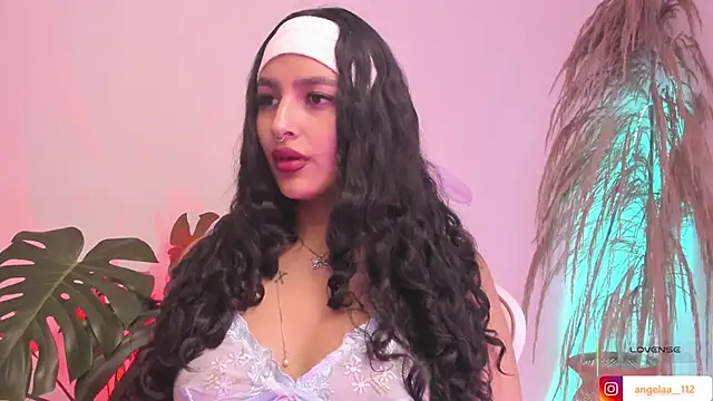 Anngel 1 online show from December 16, 2025, 4:01 pm