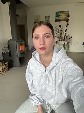 Snapshot of secretcrazy69 chatting on January 21, 2025, 1:54 pm secretcrazy69 online show from January 21, 2025, 1:54 pm