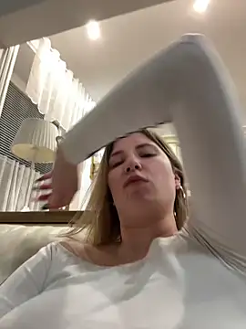 Snapshot of secretcrazy69 chatting on February 17, 2025, 8:19 am secretcrazy69 online show from February 17, 2025, 8:19 am