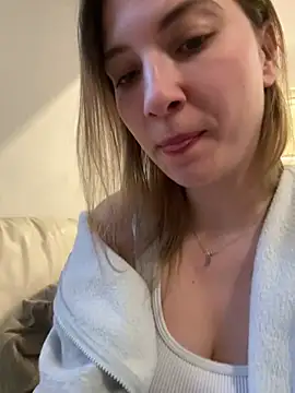 Snapshot of secretcrazy69 chatting on February 20, 2025, 4:14 pm secretcrazy69 online show from February 20, 2025, 4:14 pm