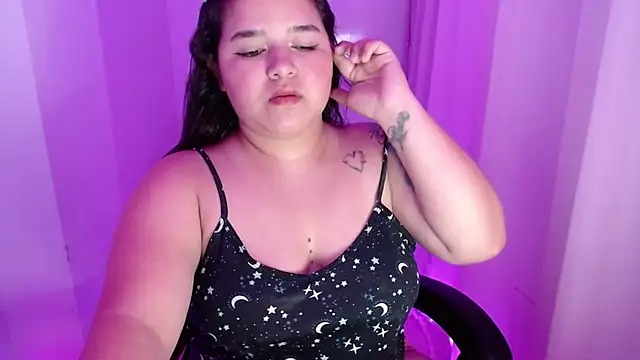 Snapshot of AngelitaWild_ chatting on September 23, 2025, 3:42 am AngelitaWild online show from September 23, 2025, 3:42 am