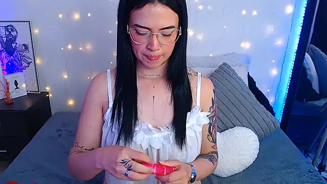 Isa Maiden1 online show from July 23, 2026, 5:22 pm