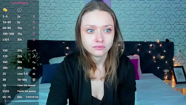 Snapshot of Linda_Bryant chatting on December 28, 2024, 1:08 am Linda Bryant online show from December 28, 2024, 1:08 am