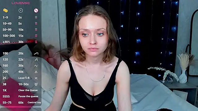 Snapshot of Linda_Bryant chatting on December 30, 2024, 10:10 am Linda Bryant online show from December 30, 2024, 10:10 am