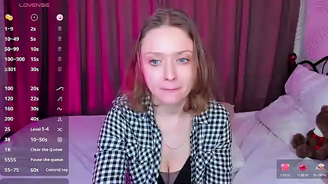 Snapshot of Linda_Bryant chatting on January 23, 2025, 3:48 am Linda Bryant online show from January 23, 2025, 3:48 am