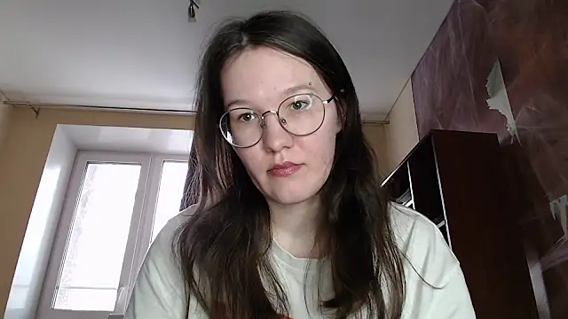 Snapshot of MiriamOr chatting on January 24, 2025, 10:53 am MiriamOr online show from January 24, 2025, 10:53 am