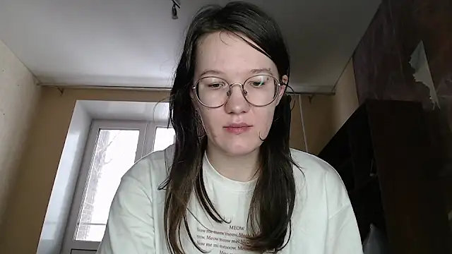 Snapshot of MiriamOr chatting on February 12, 2025, 8:06 am MiriamOr online show from February 12, 2025, 8:06 am