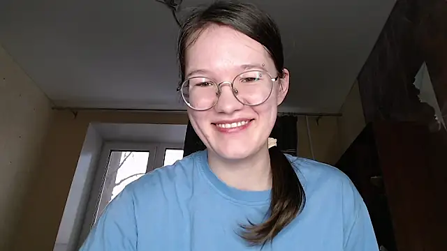 Snapshot of MiriamOr chatting on February 13, 2025, 1:26 pm MiriamOr online show from February 13, 2025, 1:26 pm