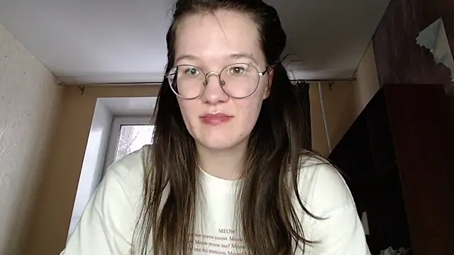 Snapshot of MiriamOr chatting on February 26, 2025, 1:30 pm MiriamOr online show from February 26, 2025, 1:30 pm