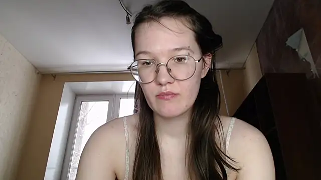 Snapshot of MiriamOr chatting on February 27, 2025, 10:26 am MiriamOr online show from February 27, 2025, 10:26 am