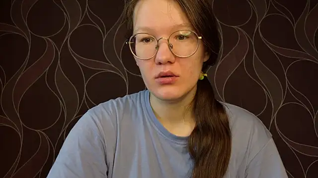 Snapshot of MiriamOr chatting on September 27, 2025, 8:19 am MiriamOr online show from September 27, 2025, 8:19 am