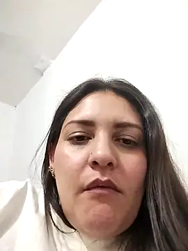 Snapshot of Mia_Hampton chatting on December 23, 2025, 3:26 am Mia Hampton online show from December 23, 2025, 3:26 am