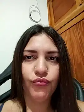 Snapshot of Mia_Hampton chatting on January 7, 2026, 6:43 pm Mia Hampton online show from January 7, 2026, 6:43 pm