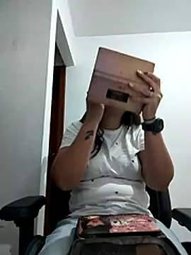 Snapshot of Mia_Hampton chatting on January 11, 2026, 8:25 pm Mia Hampton online show from January 11, 2026, 8:25 pm