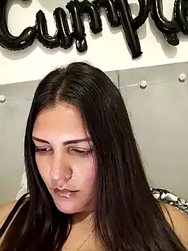 Snapshot of Mia_Hampton chatting on March 2, 2026, 9:43 pm Mia Hampton online show from March 2, 2026, 9:43 pm