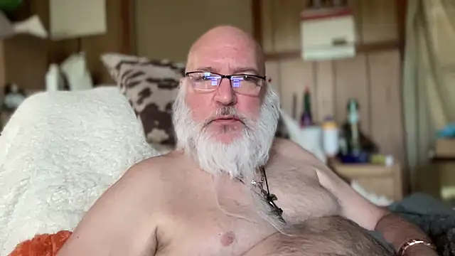 44jon44 online show from October 28, 2025, 2:20 pm