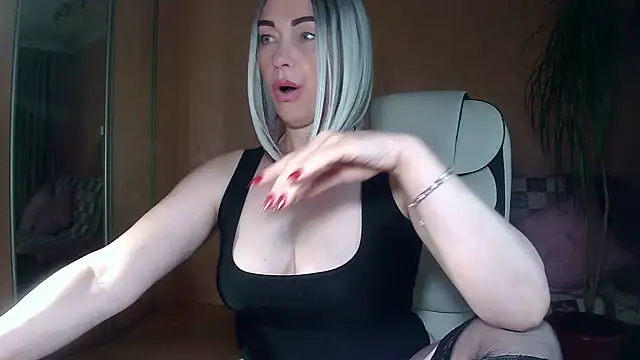Roxolana Drim online show from June 17, 2026, 9:56 am