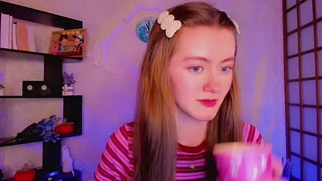 KateCuddle online show from December 23, 2024, 4:55 am