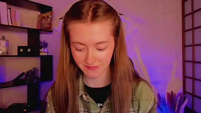 KateCuddle online show from January 28, 2025, 5:43 am