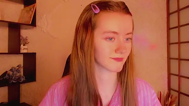 KateCuddle online show from March 11, 2025, 5:27 am