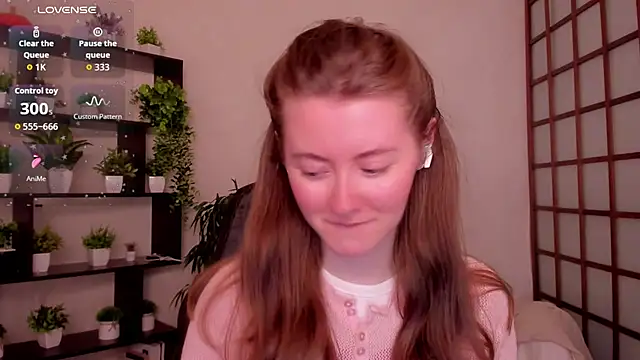 KateCuddle online show from May 1, 2026, 2:49 am