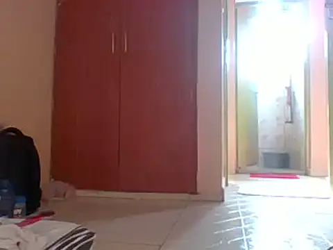 Snapshot of Eminent_Ride chatting on March 21, 2025, 6:05 am Eminent Ride online show from March 21, 2025, 6:05 am