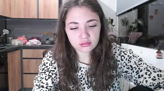 Snapshot of delightful_sofi chatting on February 17, 2025, 8:15 pm delightful sofi online show from February 17, 2025, 8:15 pm