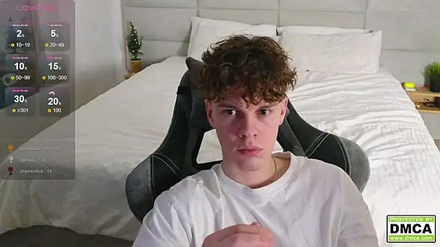 Snapshot of cute_thomas chatting on December 29, 2024, 7:39 am cute thomas online show from December 29, 2024, 7:39 am