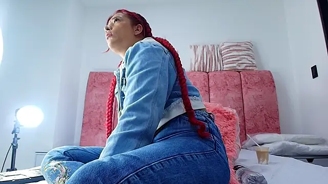 celeste sea online show from November 14, 2025, 7:12 pm