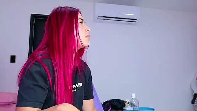 celeste sea online show from December 22, 2025, 7:22 pm