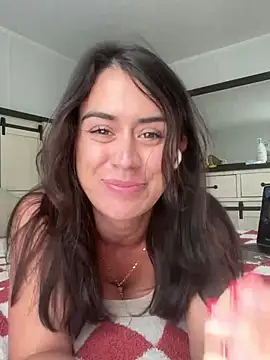 Wetbabygirlxo online show from February 5, 2025, 8:04 pm