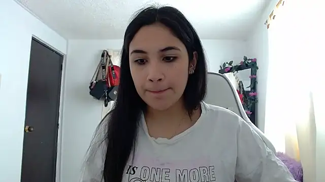 Snapshot of InocentHeaven1 chatting on January 27, 2025, 1:19 pm InocentHeaven1 online show from January 27, 2025, 1:19 pm