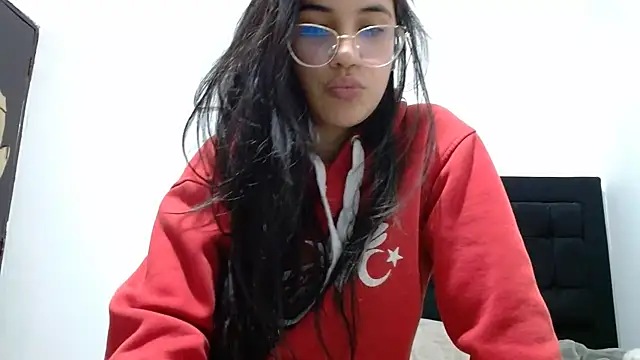 Snapshot of InocentHeaven1 chatting on February 20, 2025, 12:19 am InocentHeaven1 online show from February 20, 2025, 12:19 am