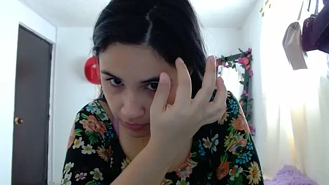 Snapshot of InocentHeaven1 chatting on February 25, 2025, 12:55 pm InocentHeaven1 online show from February 25, 2025, 12:55 pm