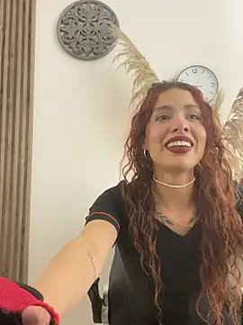 LiaVillalobos online show from April 30, 2026, 2:34 pm