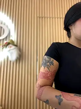 Snapshot of clarachanelricek chatting on October 16, 2025, 7:15 pm clarachanelricek online show from October 16, 2025, 7:15 pm