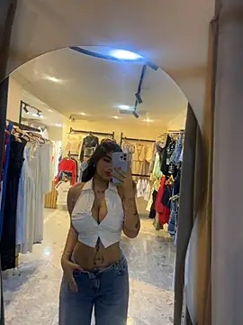 clarachanelricek online show from February 18, 2026, 8:16 pm