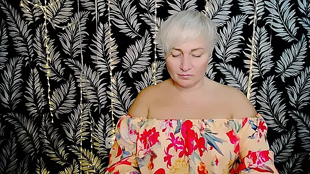 Olivia playful online show from October 27, 2025, 12:42 pm