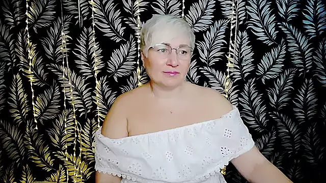 Snapshot of Olivia_playful chatting on July 27, 2026, 10:11 am Olivia playful online show from July 27, 2026, 10:11 am