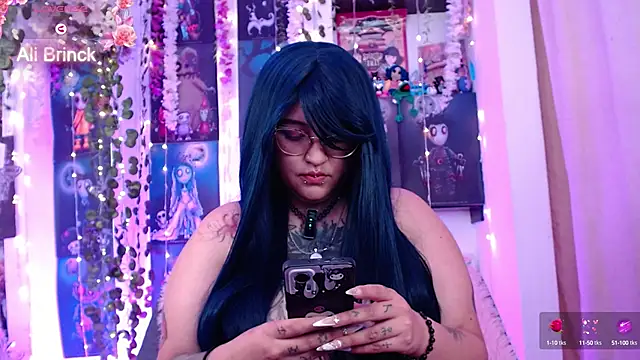 Snapshot of _Ali_Brinck_ chatting on December 30, 2024, 9:29 pm Ali Brinck online show from December 30, 2024, 9:29 pm