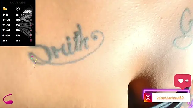 Snapshot of Julieth_Rossi chatting on September 11, 2025, 11:49 pm Julieth Rossi online show from September 11, 2025, 11:49 pm